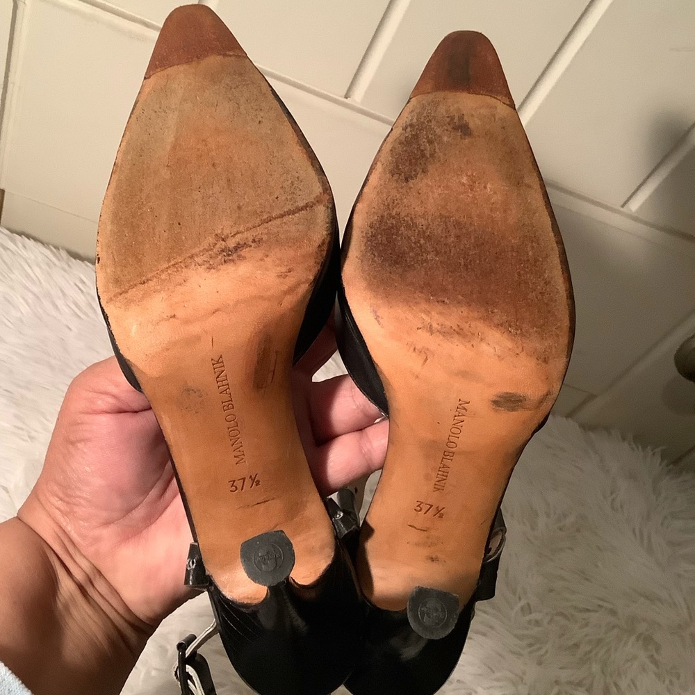 Manolo Blahnik Lasercut Heels - Picture 7 of 8